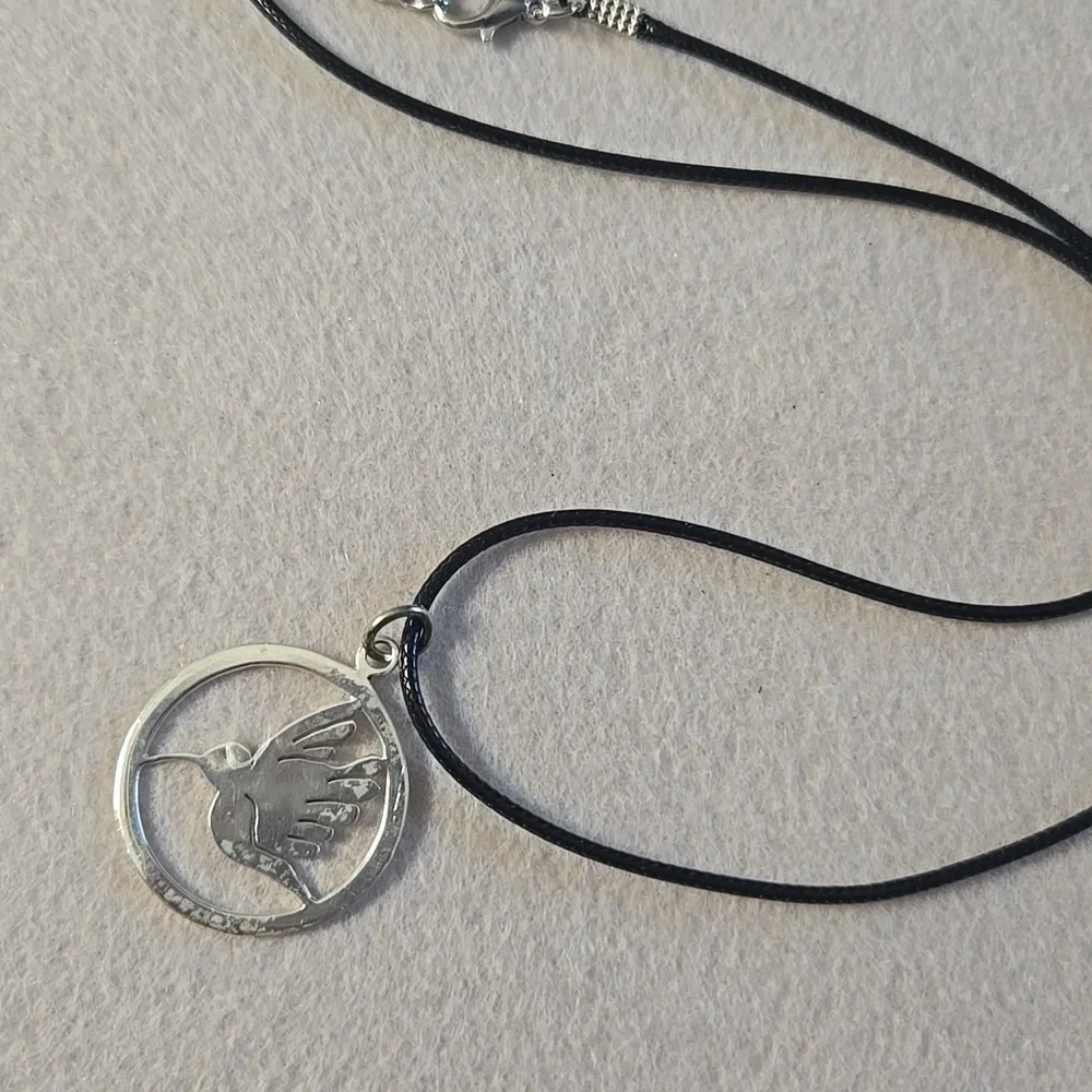 Chic Sterling Silver Humming Bird Necklace 1
